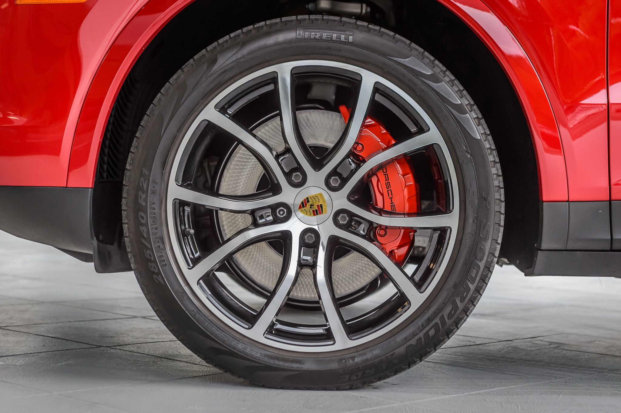 2021 Porsche Cayenne photo 13