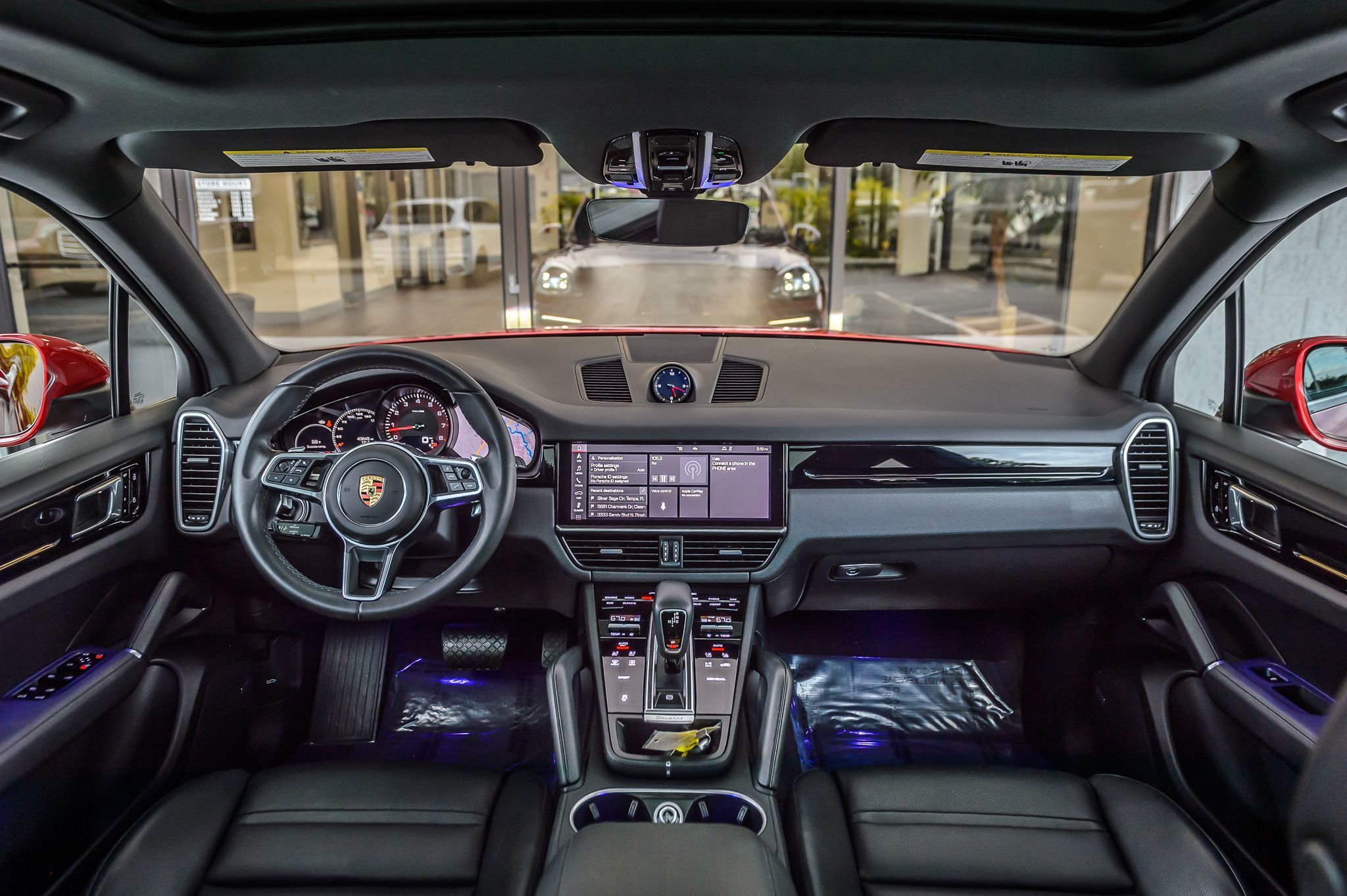 2021 Porsche Cayenne photo 3