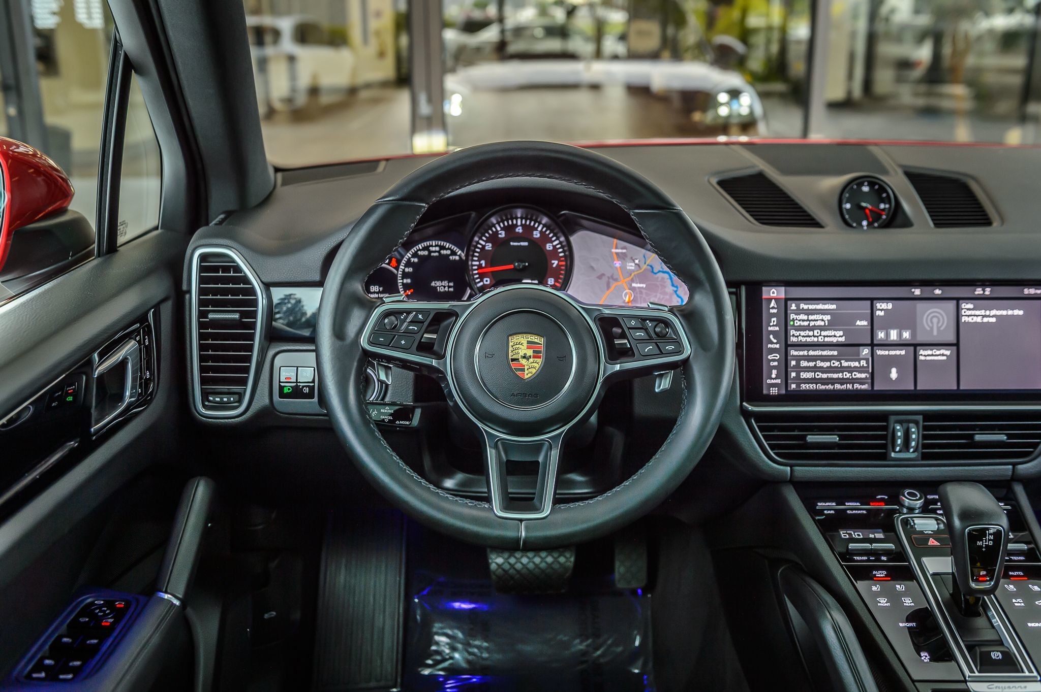 2021 Porsche Cayenne photo 38