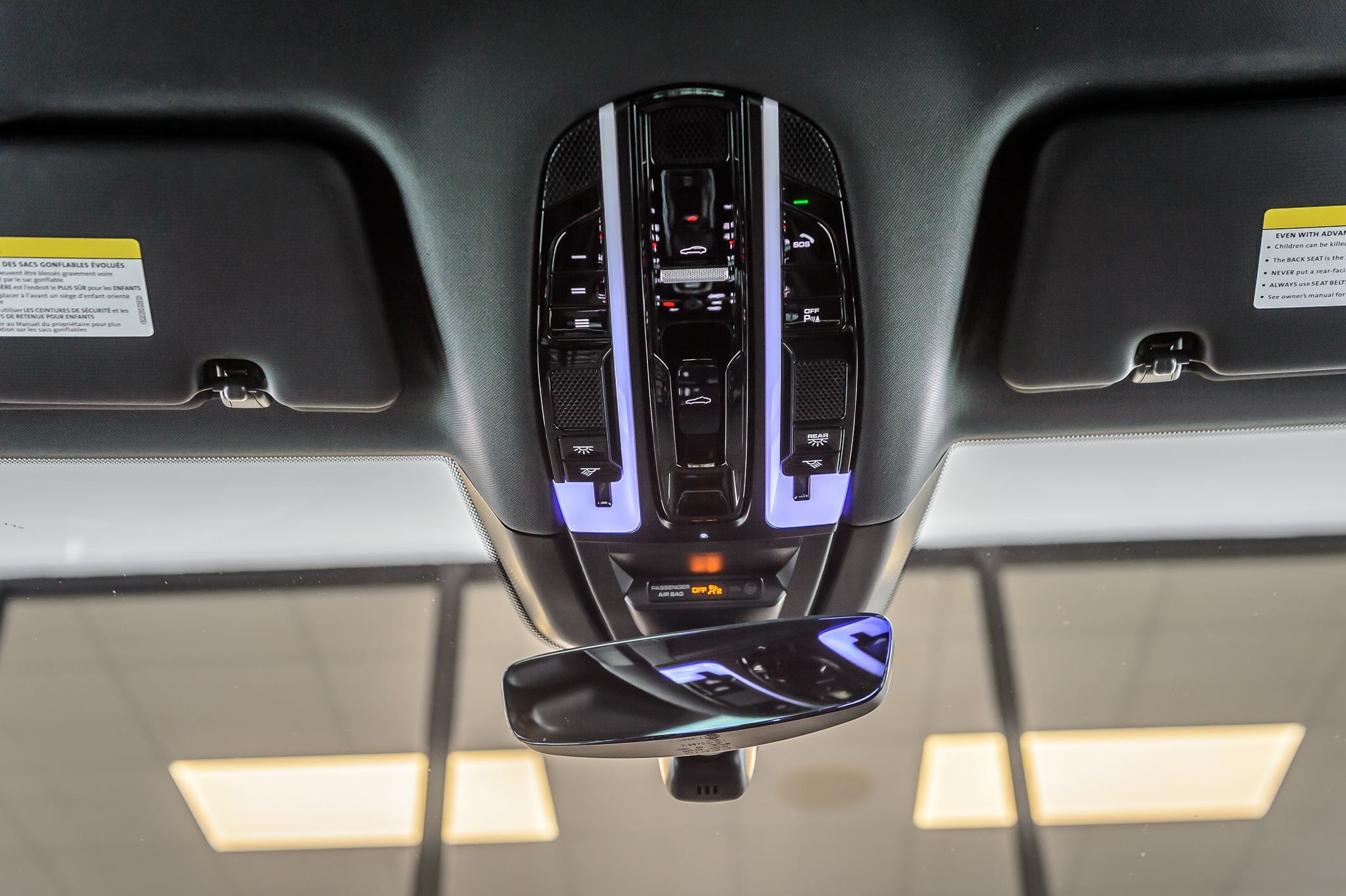 2021 Porsche Cayenne photo 46
