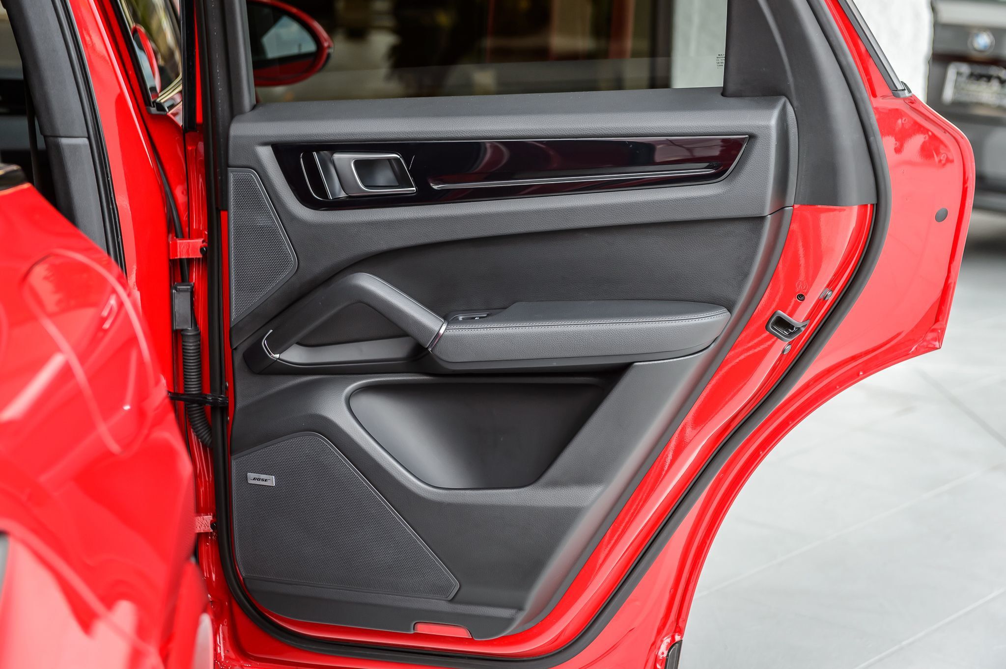 2021 Porsche Cayenne photo 53