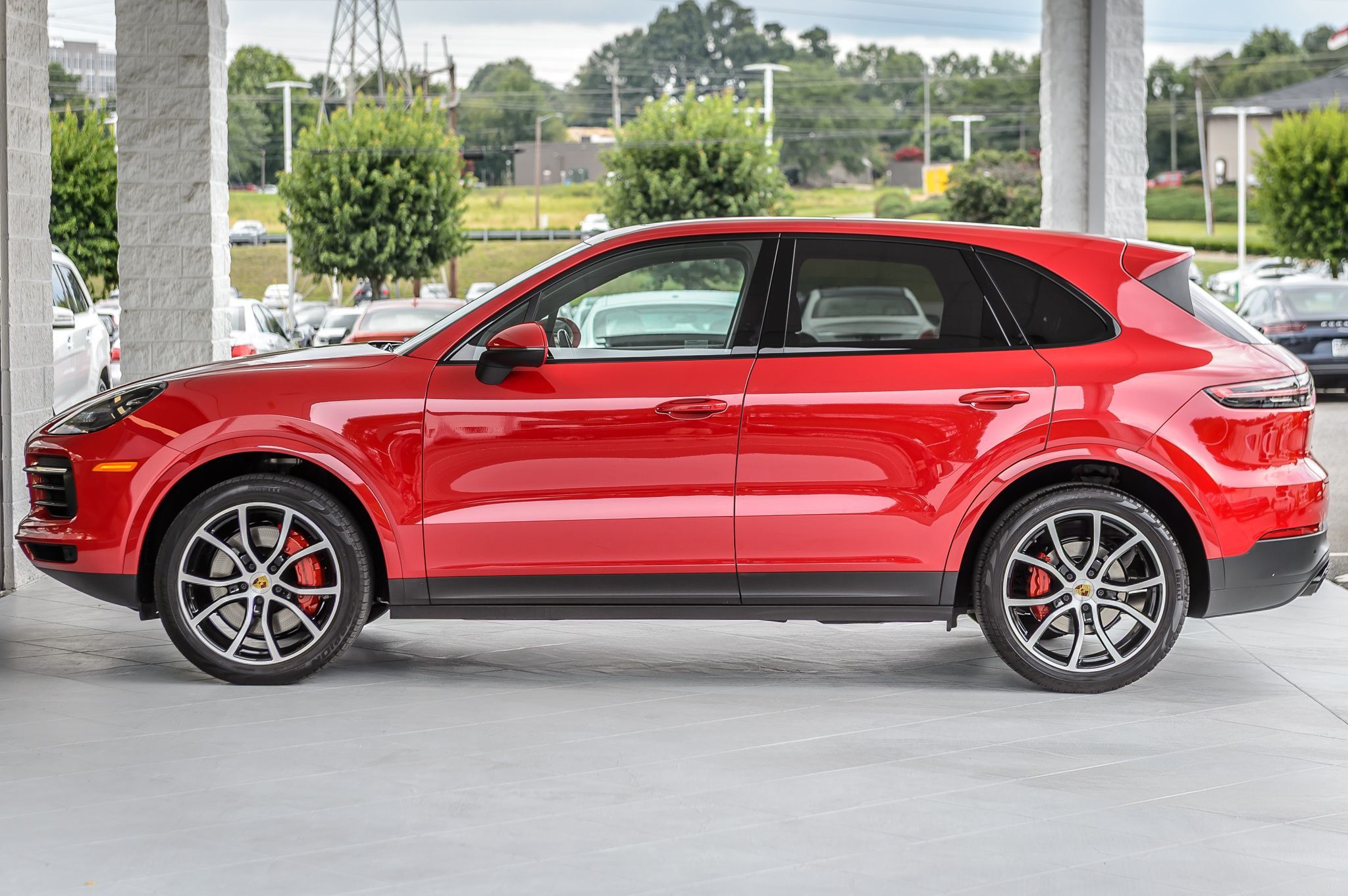 2021 Porsche Cayenne photo 56