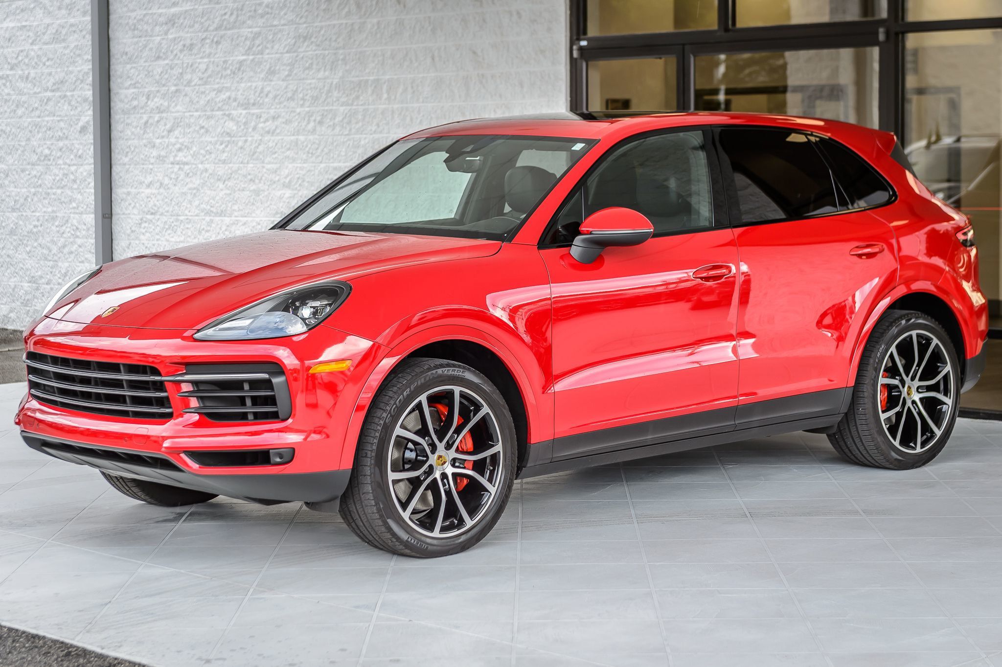 2021 Porsche Cayenne photo 6