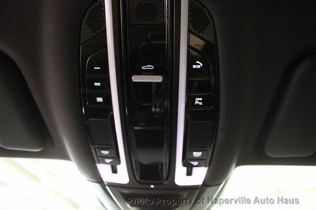 2021 Porsche Cayenne Coupe AWD - 23037944 - 29