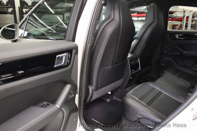 2021 Porsche Cayenne Coupe AWD - 23037944 - 31