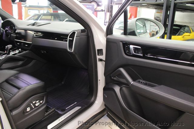 2021 Porsche Cayenne Coupe AWD - 23037944 - 40