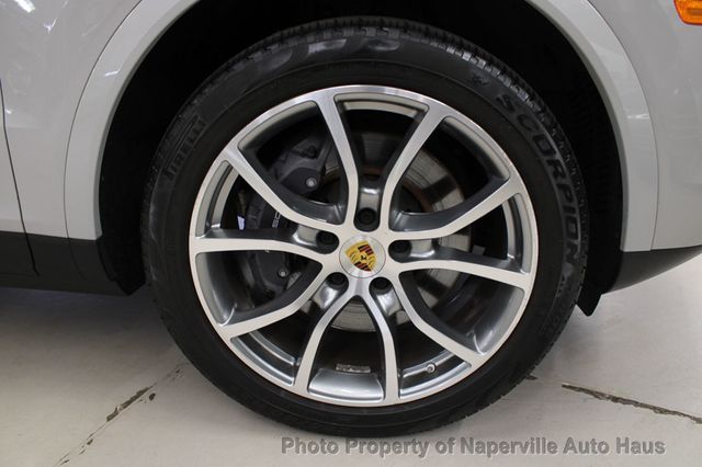 2021 Porsche Cayenne Coupe AWD - 23037944 - 46