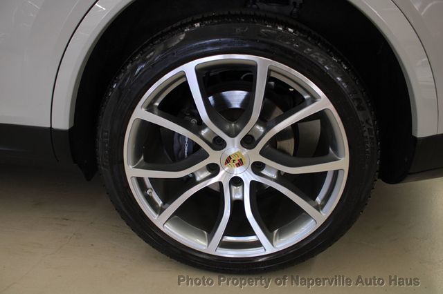 2021 Porsche Cayenne Coupe AWD - 23037944 - 48