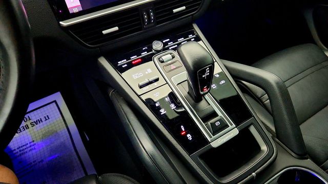 2021 Porsche Cayenne Coupe AWD w/ Premium Package Plus & Surround View - 23029482 - 15