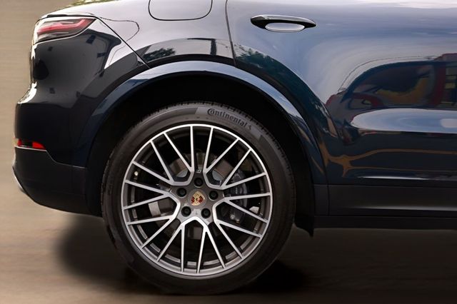 2021 Porsche Cayenne E-Hybrid AWD - 23034323 - 14