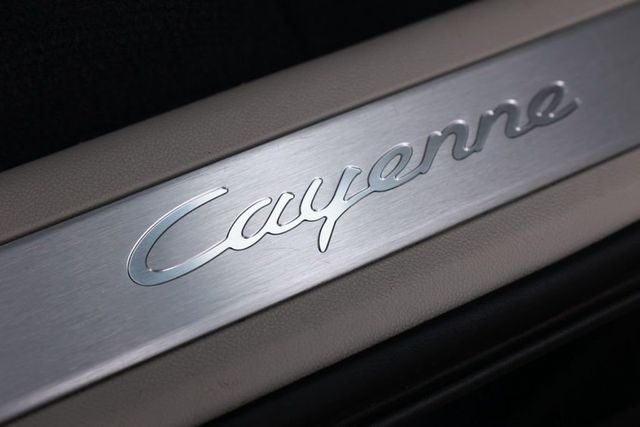 2021 Porsche Cayenne E-Hybrid AWD - 23034323 - 30