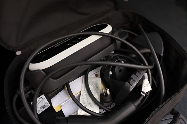 2021 Porsche Cayenne E-Hybrid AWD - 23034323 - 56
