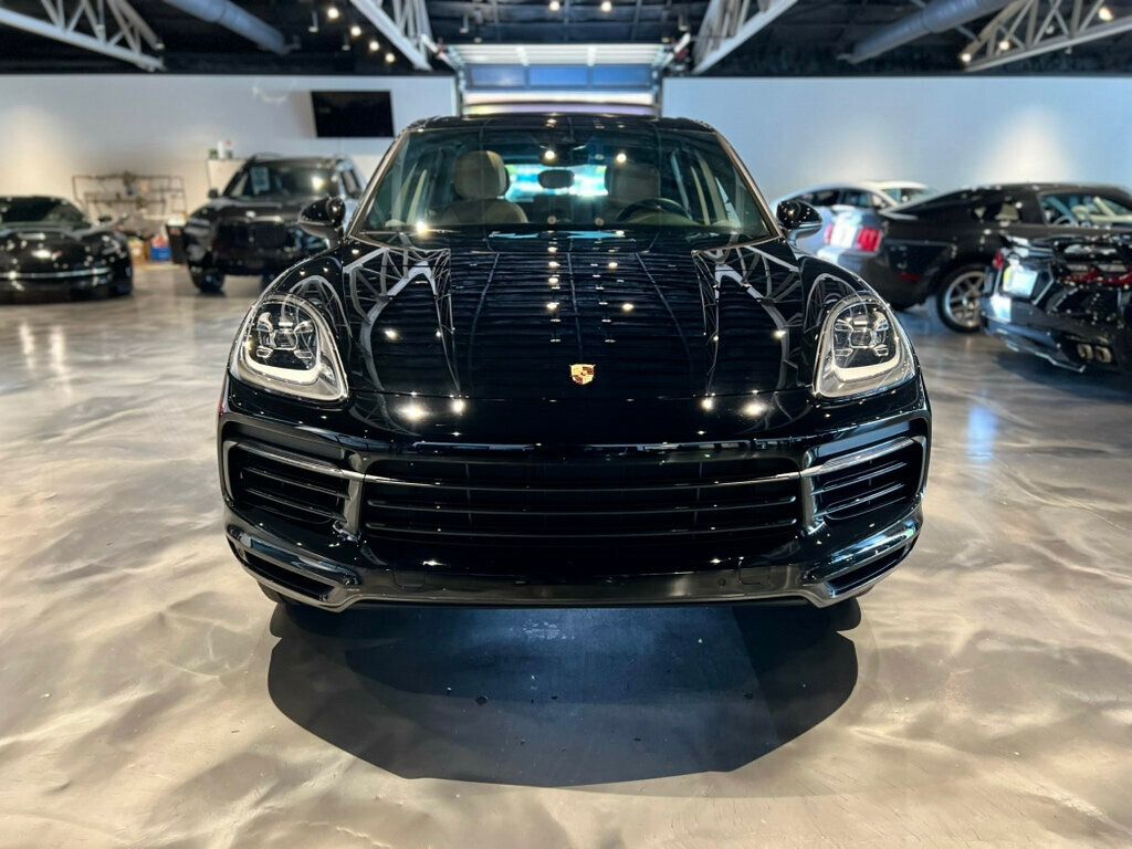 2021 Porsche Cayenne E-Hybrid photo 7