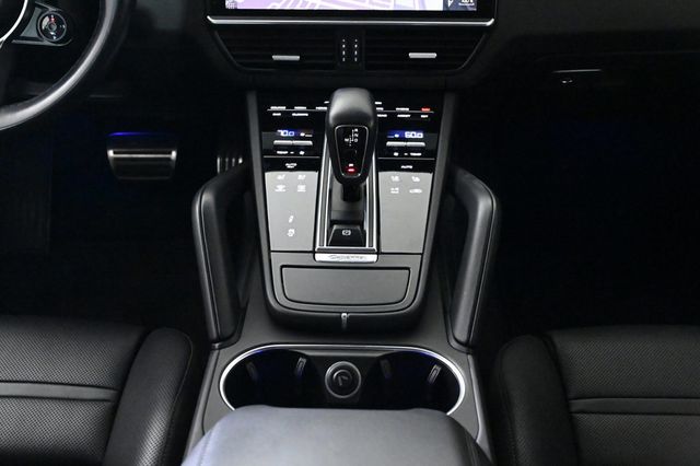 2021 Porsche Cayenne GTS - 22947535 - 16