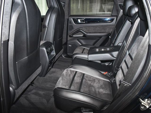 2021 Porsche Cayenne GTS - 23065855 - 47