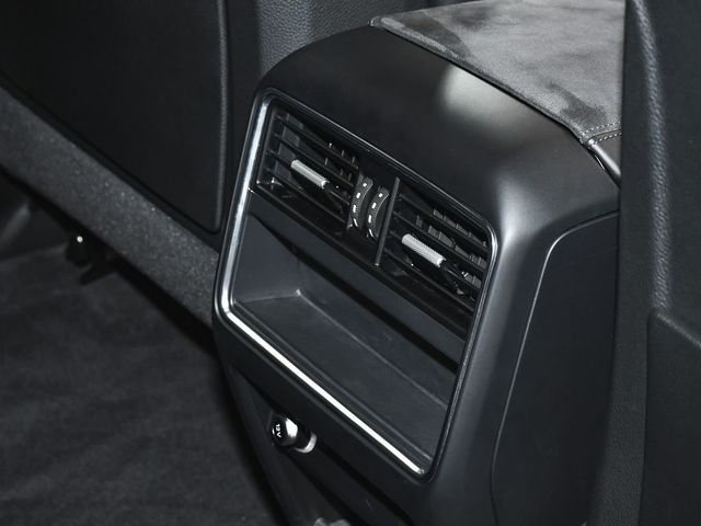 2021 Porsche Cayenne GTS - 23065855 - 48