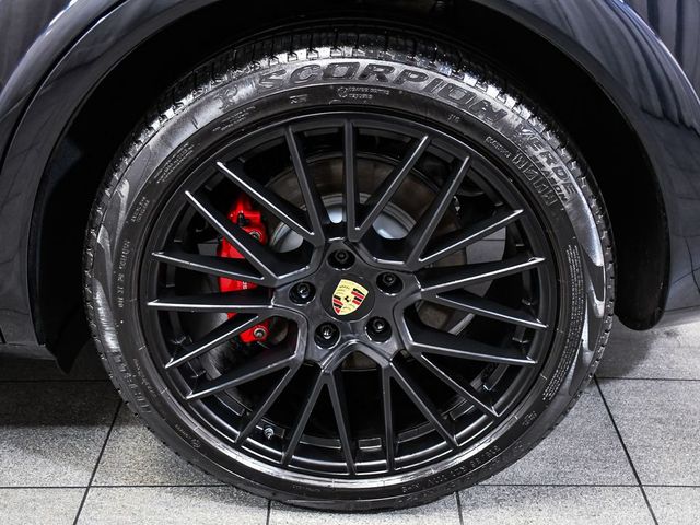 2021 Porsche Cayenne GTS - 23065855 - 7