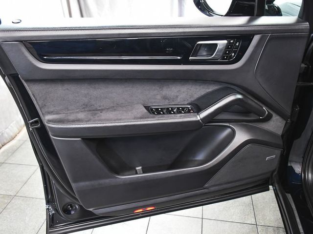 2021 Porsche Cayenne GTS - 23065855 - 8