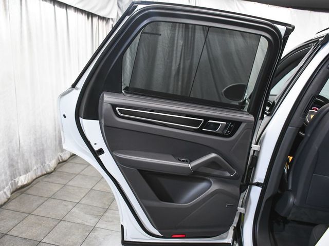 2021 Porsche Cayenne GTS - 23070918 - 14