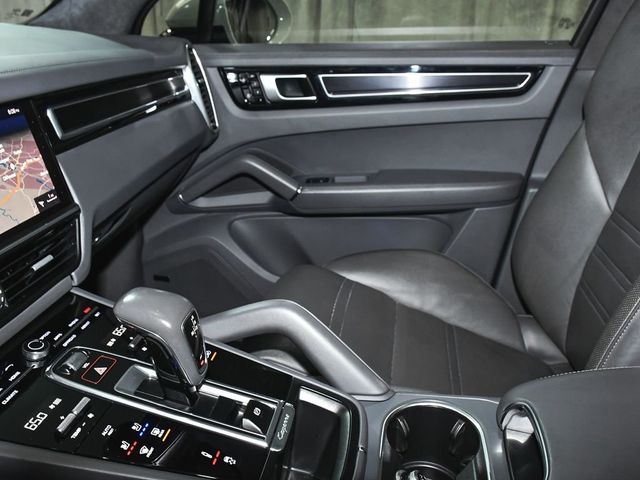 2021 Porsche Cayenne GTS - 23070918 - 50
