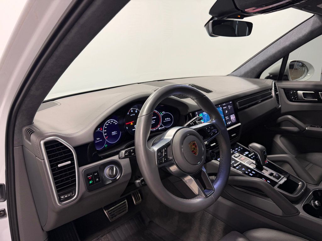 2021 Porsche Cayenne GTS AWD - 22947591 - 21