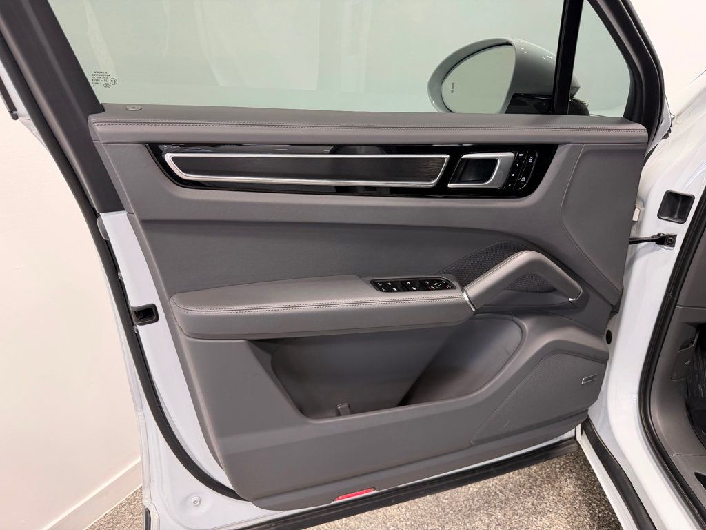 2021 Porsche Cayenne GTS AWD - 22947591 - 22