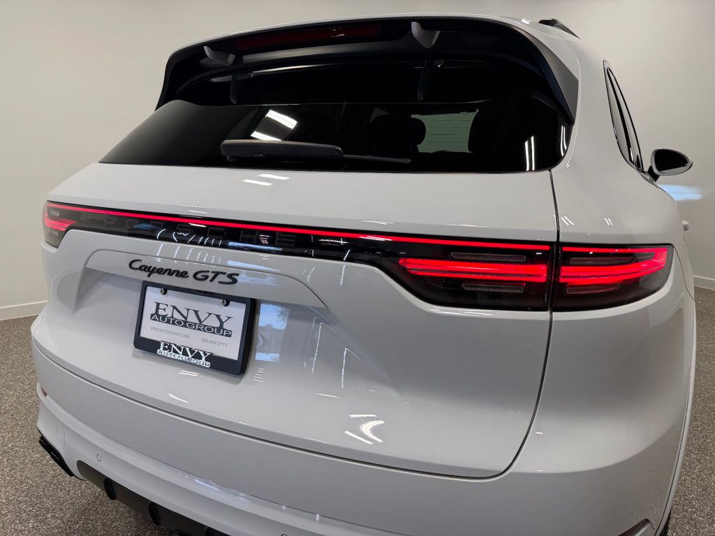 2021 Porsche Cayenne GTS AWD - 22947591 - 27