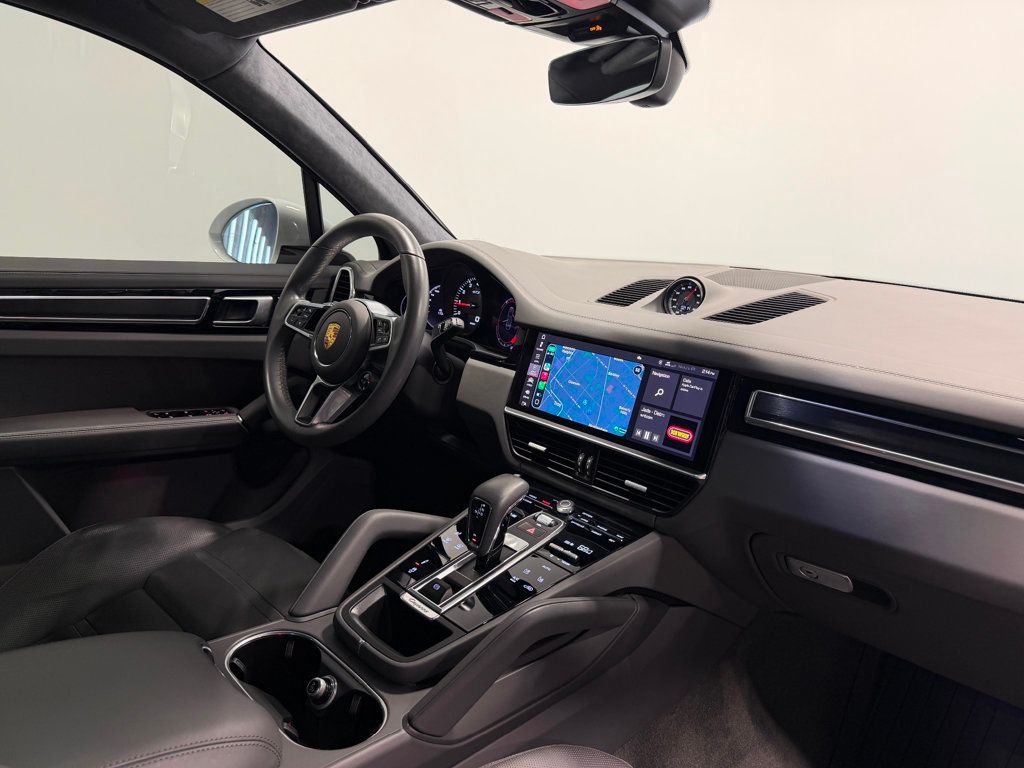2021 Porsche Cayenne GTS AWD - 22947591 - 31