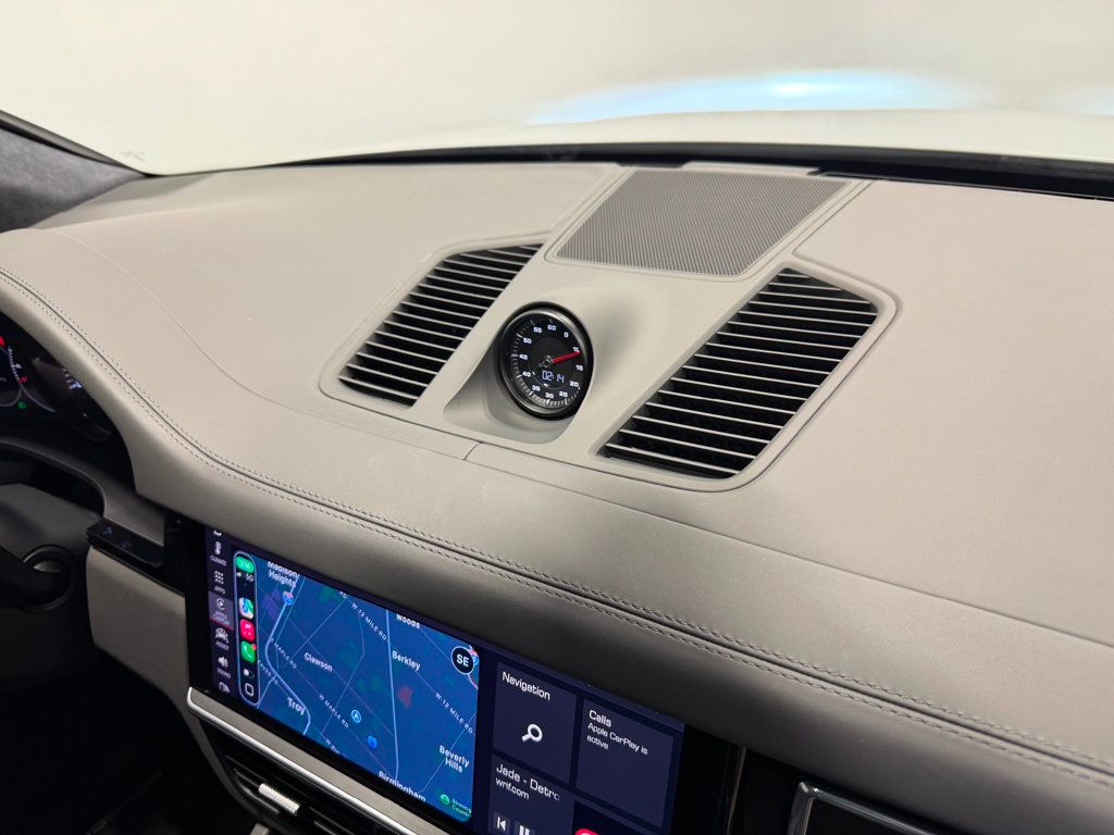 2021 Porsche Cayenne GTS AWD - 22947591 - 33