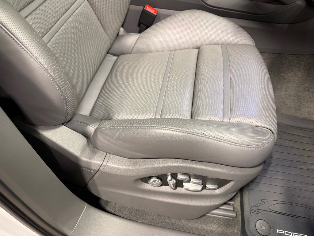 2021 Porsche Cayenne GTS AWD - 22947591 - 36