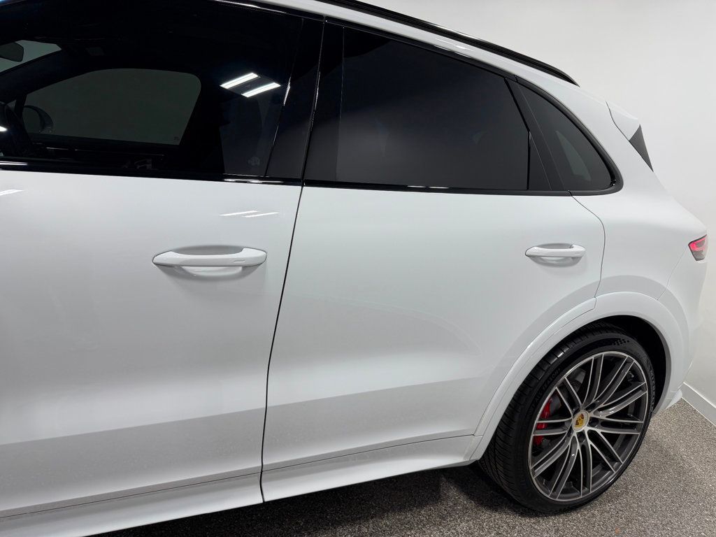 2021 Porsche Cayenne GTS AWD - 22947591 - 5