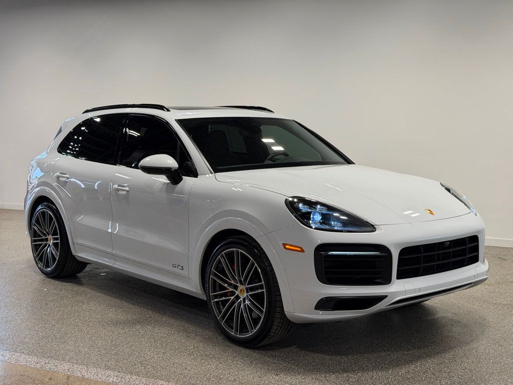 2021 Porsche Cayenne GTS AWD - 22947591 - 59