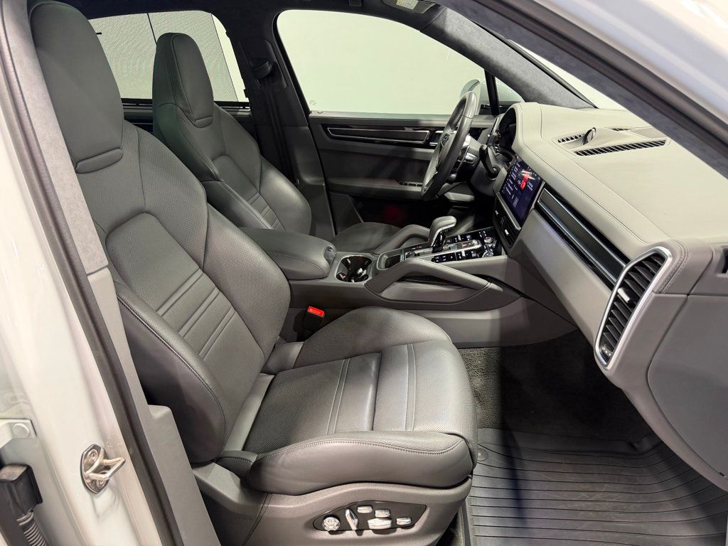 2021 Porsche Cayenne GTS AWD - 22947591 - 66