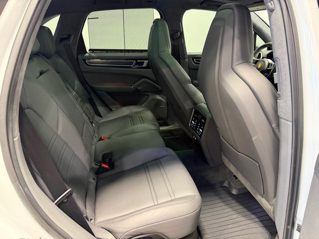 2021 Porsche Cayenne GTS AWD - 22947591 - 68