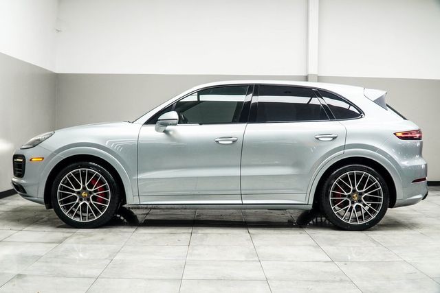 2021 Porsche Cayenne GTS AWD - 22936039 - 9