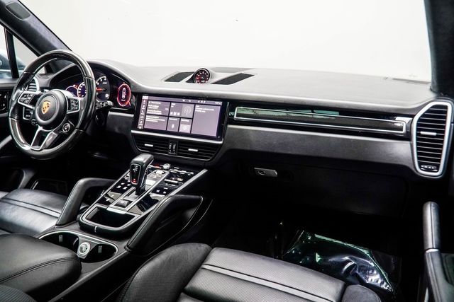 2021 Porsche Cayenne GTS AWD - 22936039 - 18