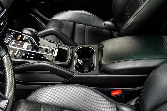 2021 Porsche Cayenne GTS AWD - 22936039 - 19