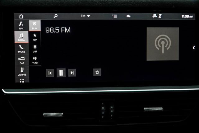 2021 Porsche Cayenne GTS AWD - 22936039 - 24