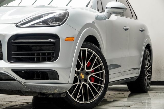 2021 Porsche Cayenne GTS AWD - 22936039 - 6