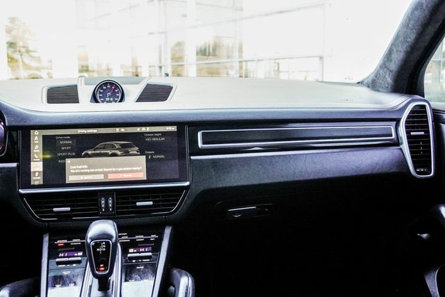 2021 Porsche Cayenne GTS AWD - 22971974 - 17