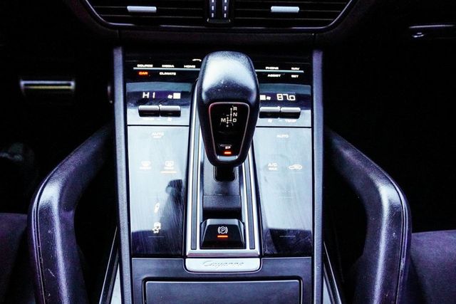 2021 Porsche Cayenne GTS AWD - 22971974 - 21