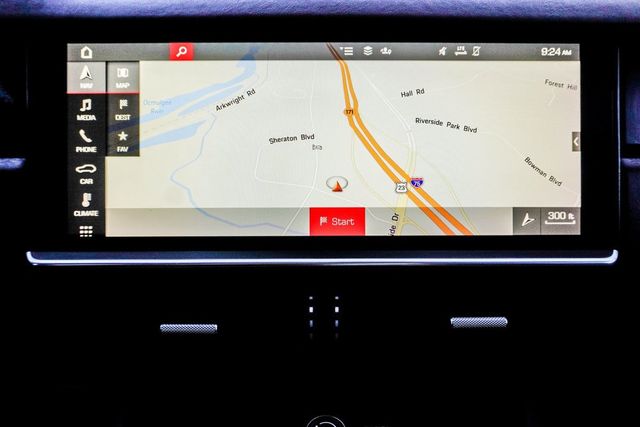 2021 Porsche Cayenne GTS AWD - 22971974 - 25