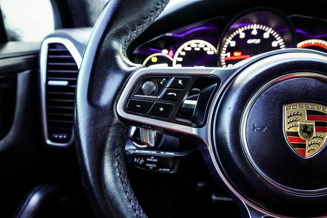 2021 Porsche Cayenne GTS AWD - 22971974 - 33