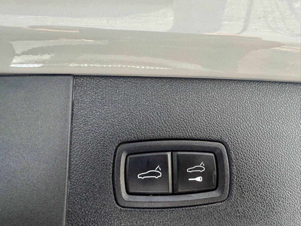 2021 Porsche Cayenne photo 16