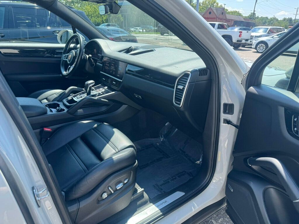 2021 Porsche Cayenne photo 20