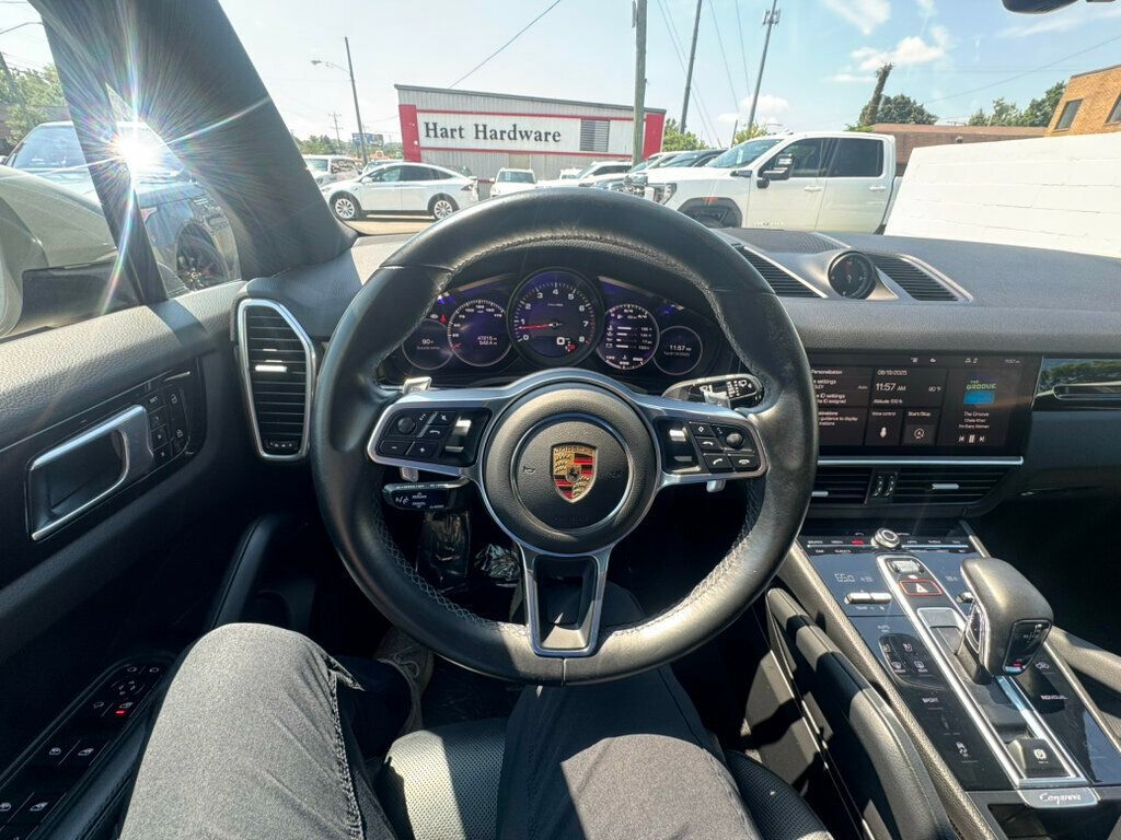 2021 Porsche Cayenne photo 22