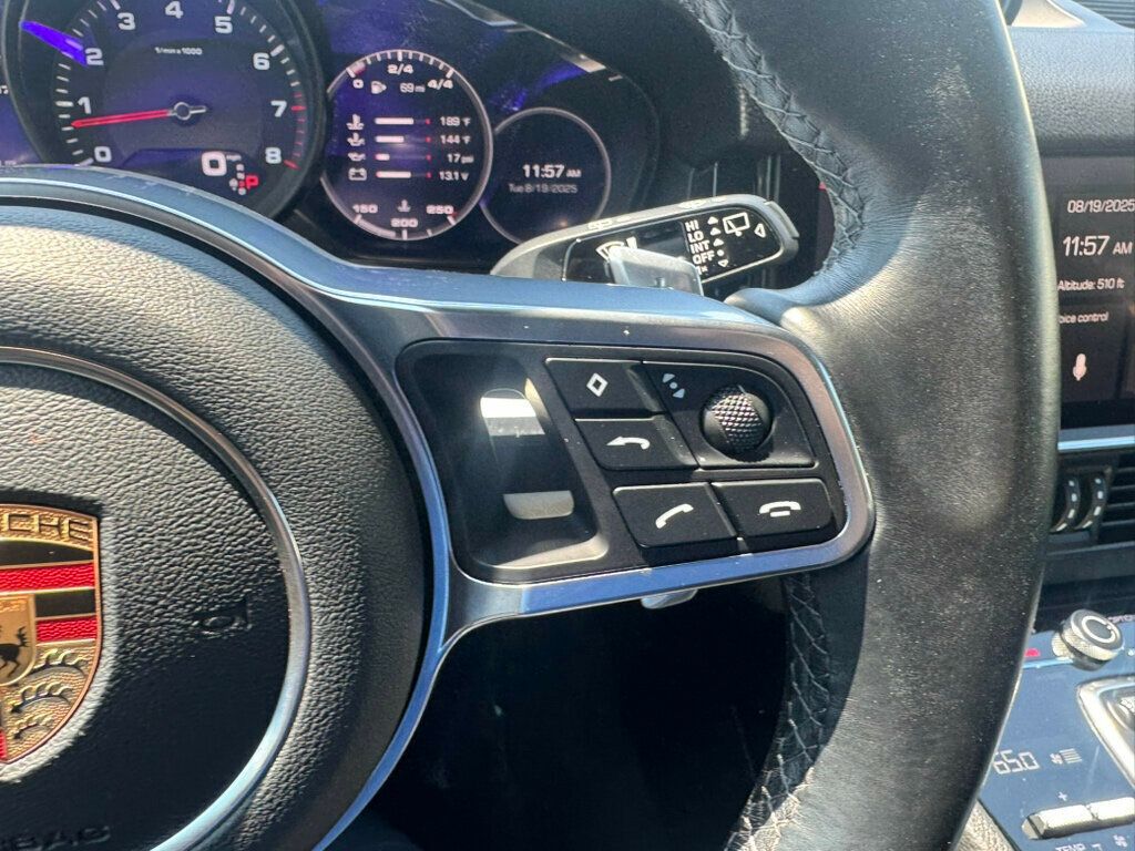 2021 Porsche Cayenne photo 23