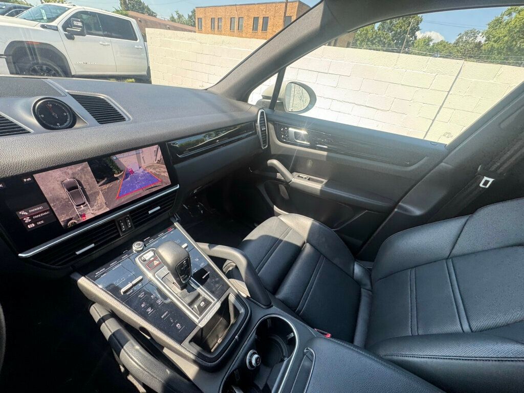 2021 Porsche Cayenne photo 29