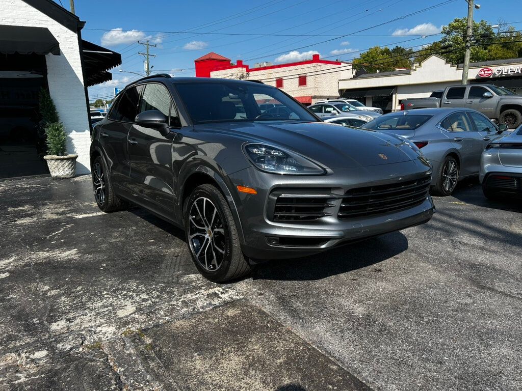 2021 Porsche Cayenne photo 7