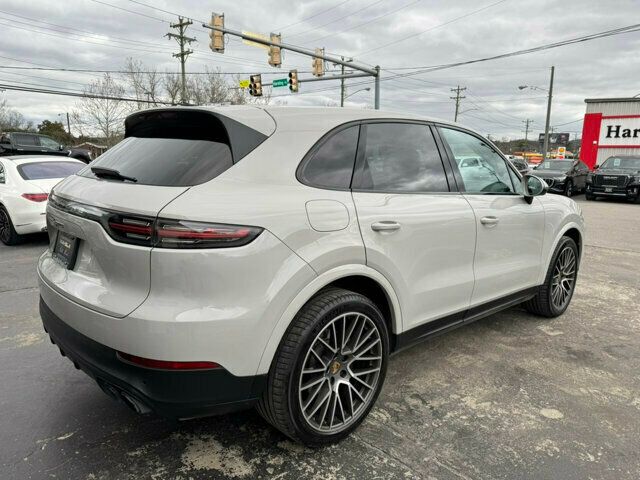 2021 Porsche Cayenne MSRP$87500/21"SpyderWheels/Blind Spot/Heated&CooledSeats/NAV - 22728596 - 4